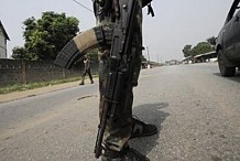 Côte d'Ivoire : une bande armée attaque des mini-bus au nord du pays, 1 mort